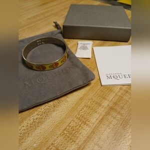 Alexander McQueen NWT Full Inclusion Neon Yellow & orange skull Bracelet